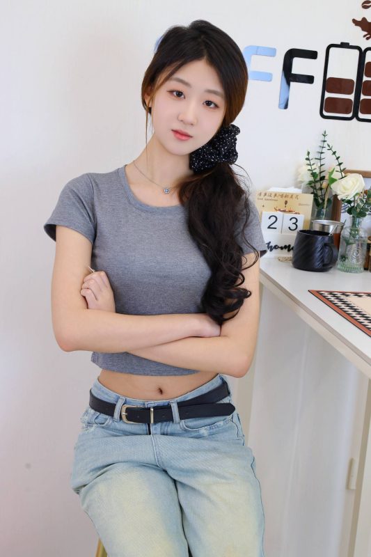 绮梦摄影 NO.321 杉杉 无印珍藏版 [310P-150P-2V-13.33G]-觅颜社