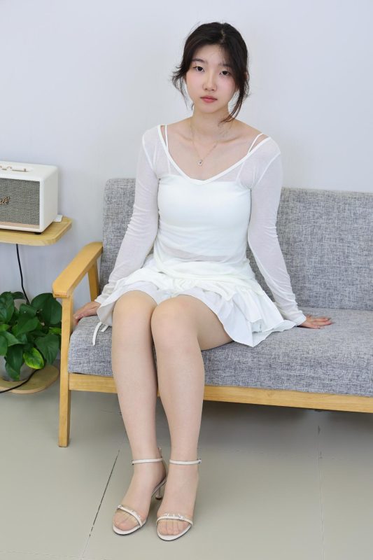 绮梦摄影 NO.442 阿悦 无印珍藏版 [304P-150P-2V-10.7G]-觅颜社