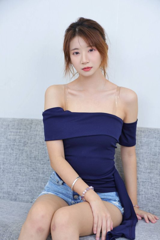 绮梦摄影 NO.413 曦子 无印珍藏版 [310P-150P-2V-9.1G]-觅颜社