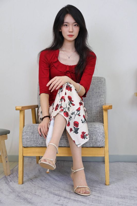 绮梦摄影 NO.389 小艺 无印珍藏版 [305P-150P-2V-12.8G]-觅颜社