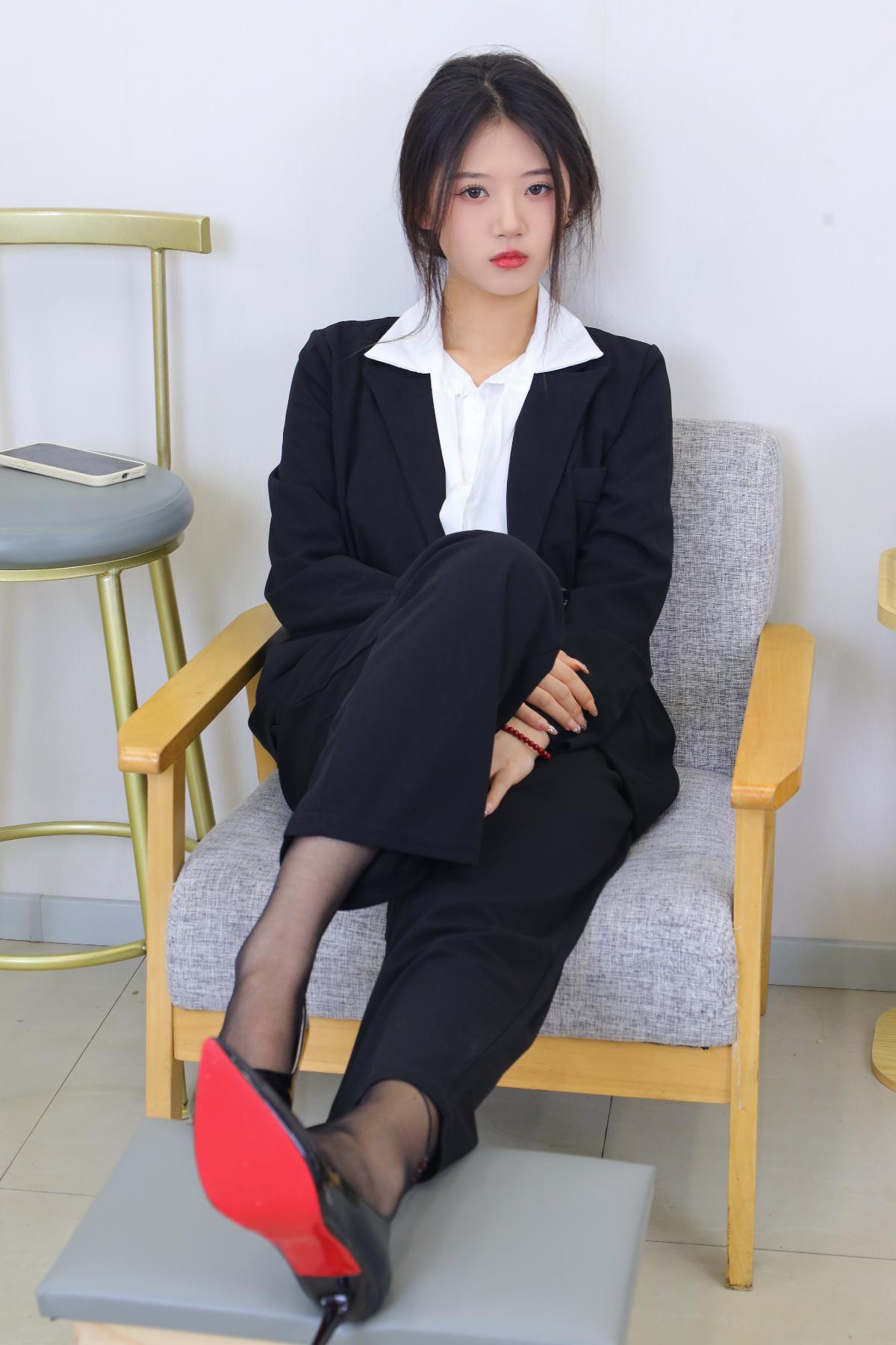 图片[2]-绮梦摄影 NO.276 子涵 无印珍藏版