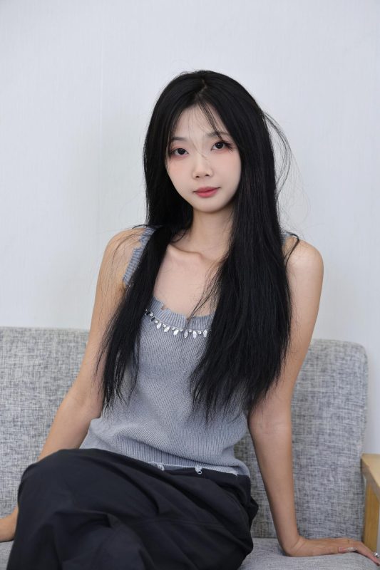 绮梦摄影 NO.335 小彤 无印珍藏版 [305P-150P-2V-12.0G]-觅颜社