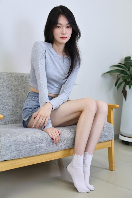 绮梦摄影 NO.355 小艺 无印珍藏版 [336P-150P-2V-12.3G]-觅颜社