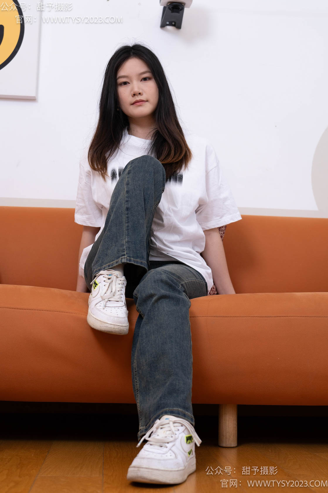 甜予摄影070期：松松-板鞋、白棉袜、裸足-觅颜社