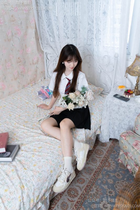 甜予摄影007期:璇璇-板鞋、白棉袜、裸足-觅颜社