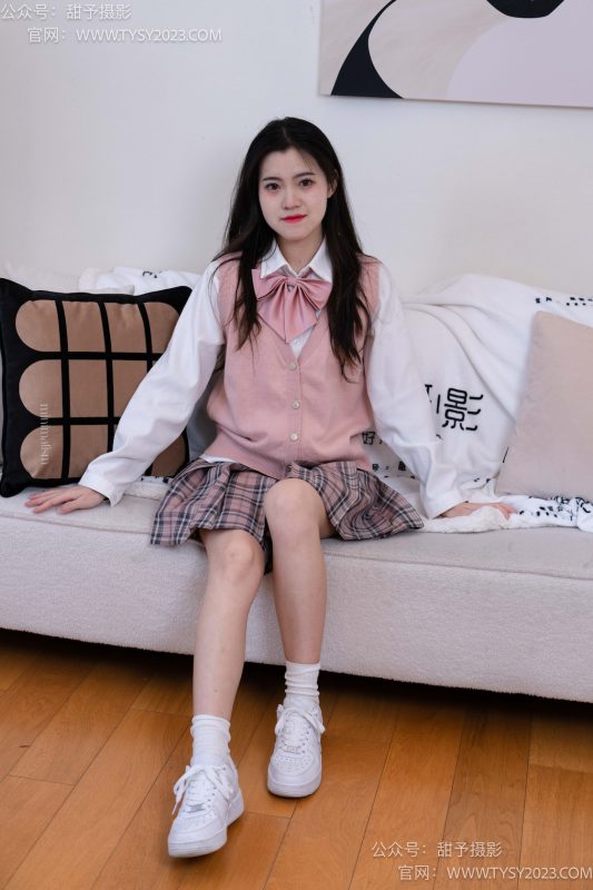 甜予摄影049期：小粥-板鞋、白棉袜、裸足-觅颜社