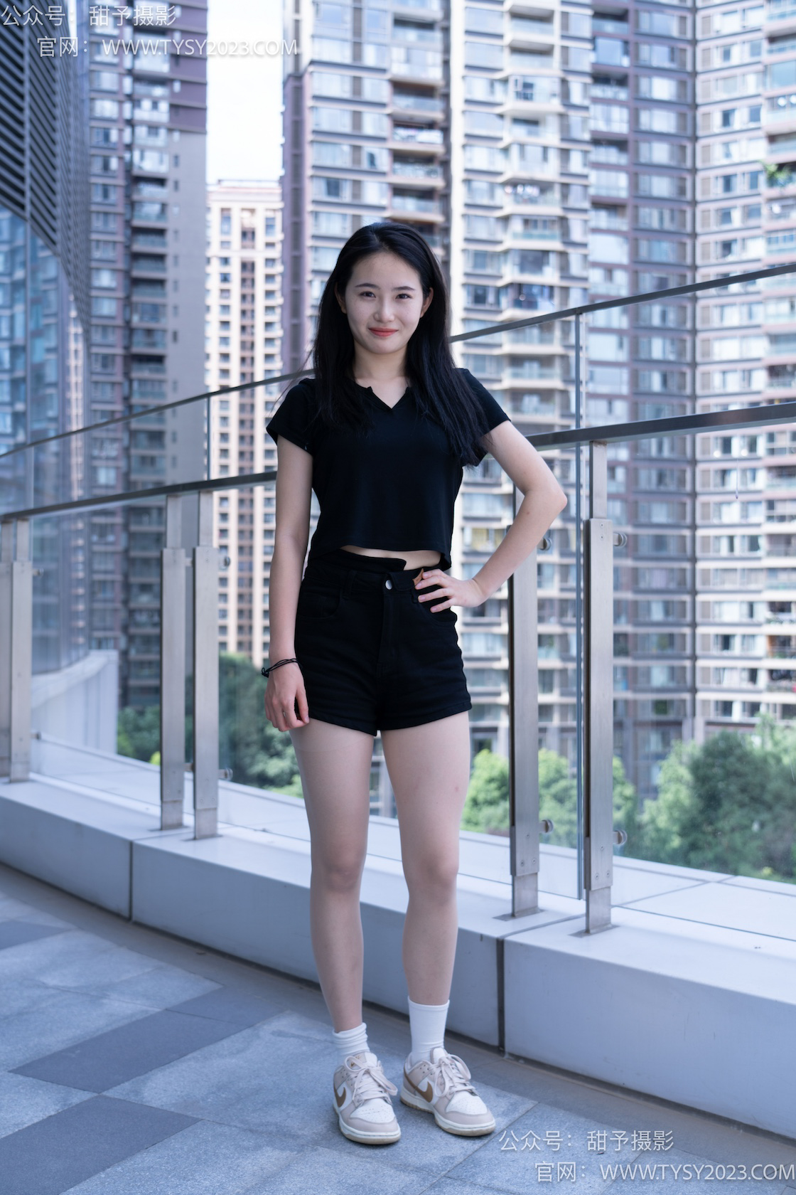 图片[2]-甜予摄影052期：思思-板鞋、白棉袜、肉丝（脚尖加固款）-觅颜社