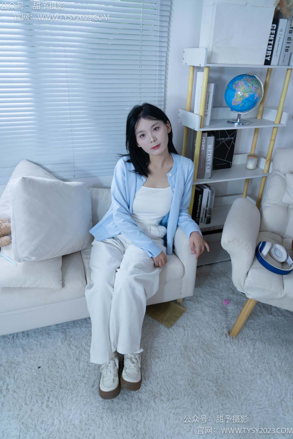 图片[3]-甜予摄影060期：梨子-板鞋、脏白棉袜、裸足-觅颜社