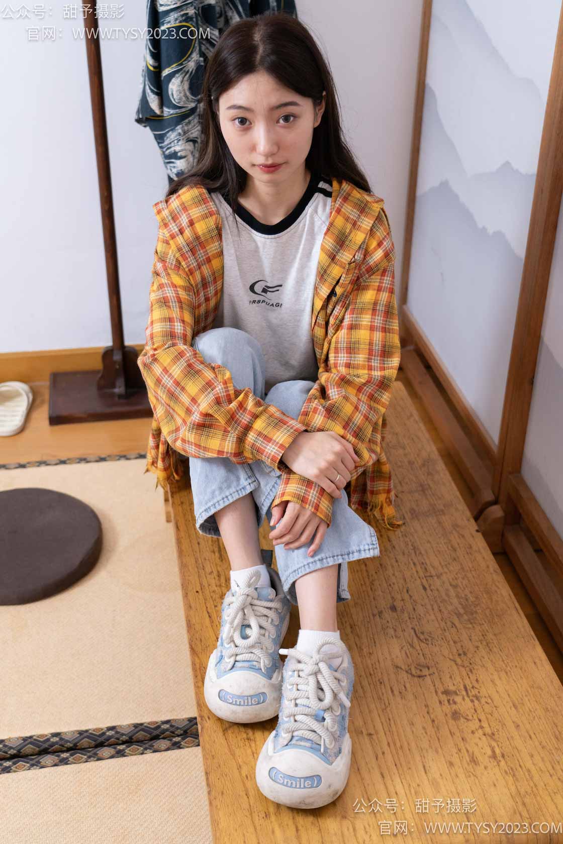 图片[3]-甜予摄影078期：雪梨-帆布鞋、白棉袜、裸足-觅颜社