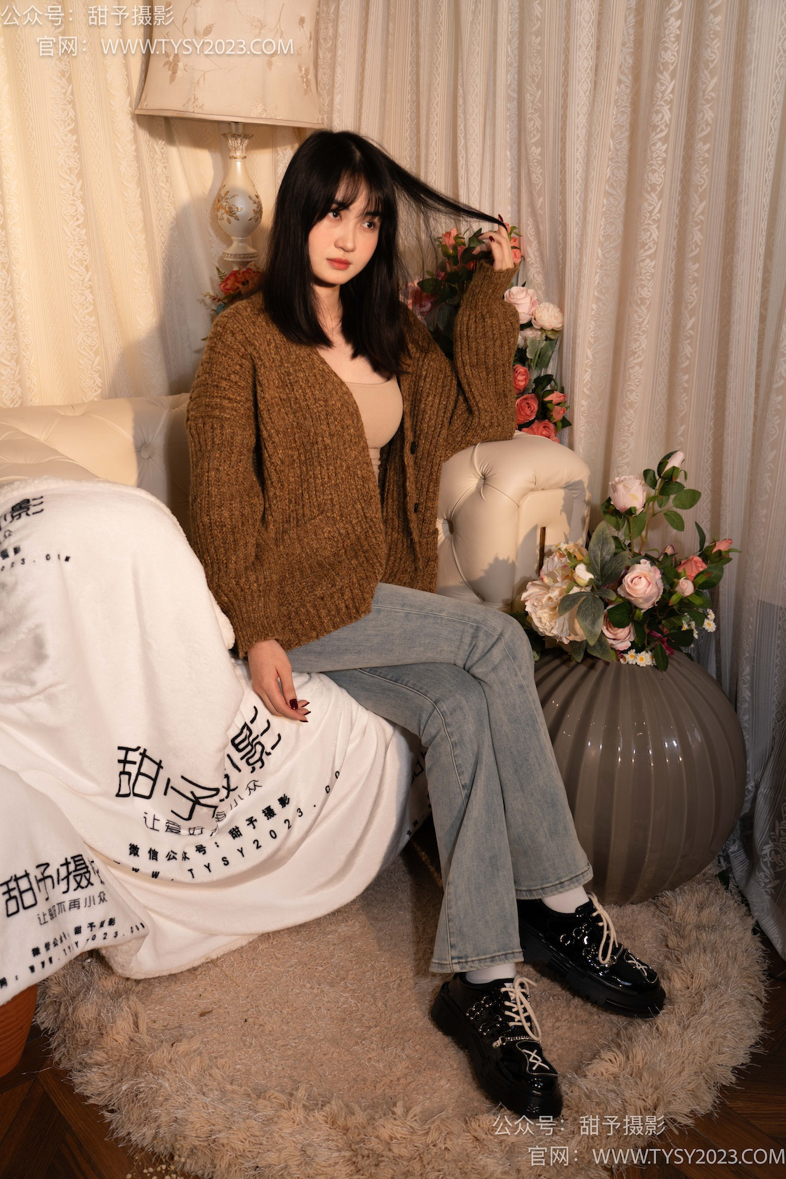 图片[3]-甜予摄影031期：小野-皮鞋、白棉袜、油量灰丝（脚尖透明款、裤里丝）-觅颜社