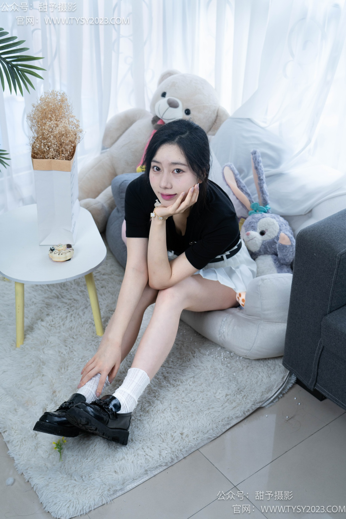 图片[4]-甜予摄影012期：鱼鱼-皮鞋、穿脏镂空白棉袜、裸足-觅颜社