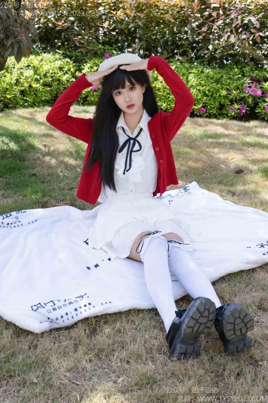 甜予摄影197期：小甜桃-皮鞋、大腿袜、裸足-觅颜社