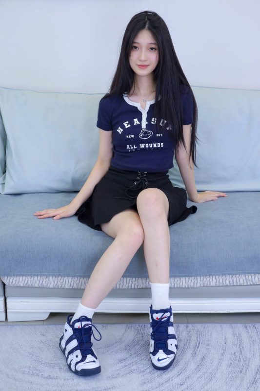 绮梦摄影 NO.244 白韵 无印珍藏版 [325P-150P-2V-14.41G]-觅颜社