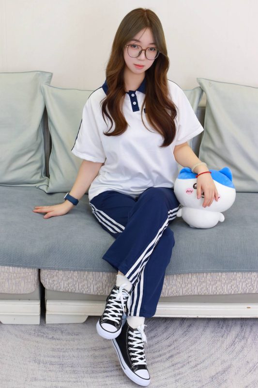 绮梦摄影 NO.235 姜姜 无印珍藏版 [319P-120P-2V-10.8G]-觅颜社