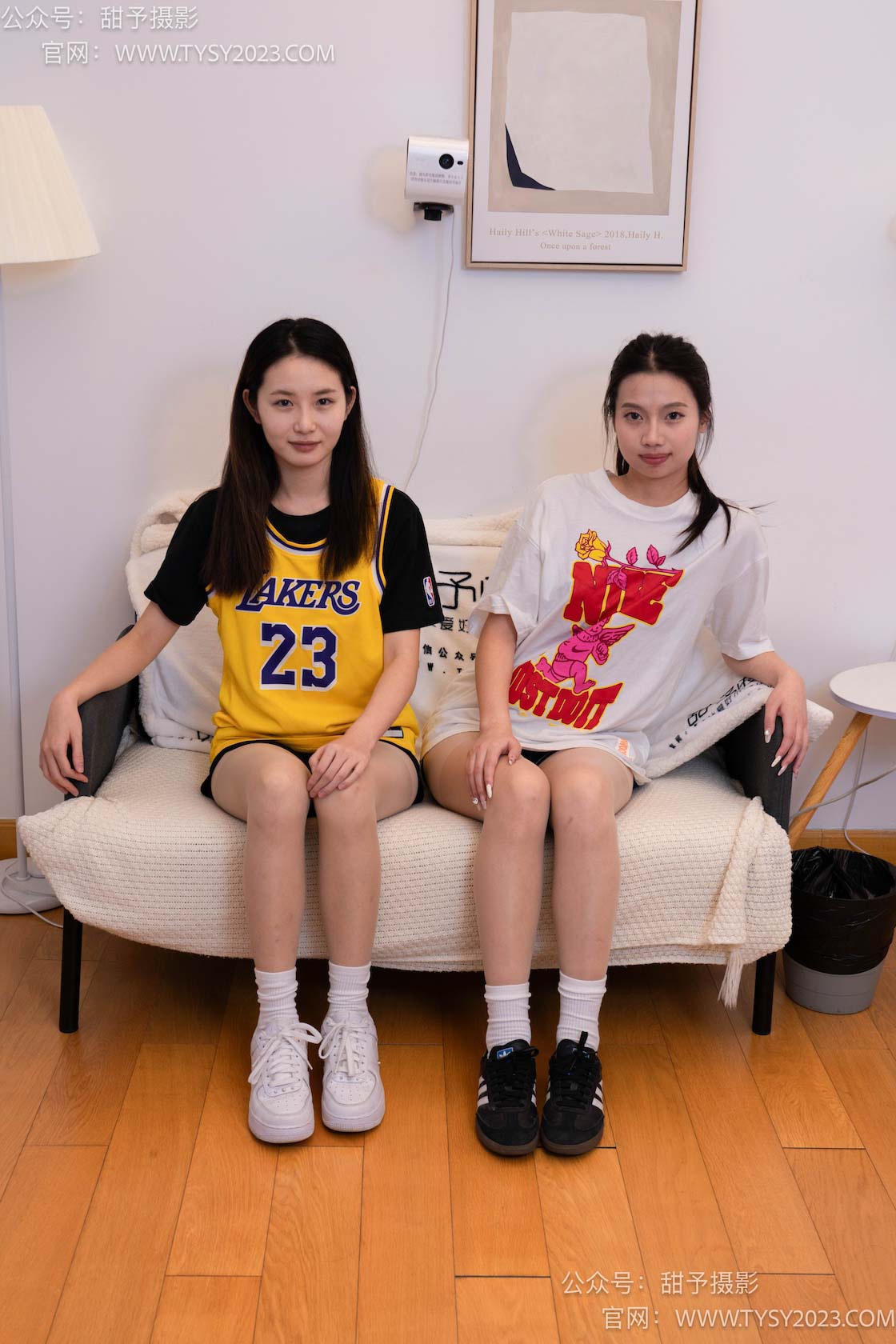 甜予摄影100期：思思小雨-运动鞋、白棉袜、肉丝（均为脚尖加固款）-觅颜社