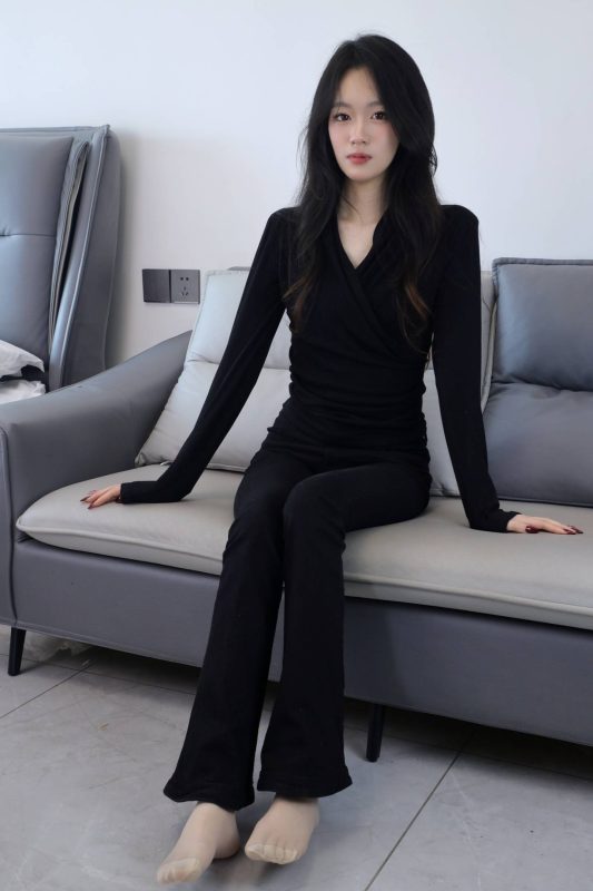 绮梦摄影 NO.157 小艺 无印珍藏版 [436P-188P-2V-14.39G]-觅颜社