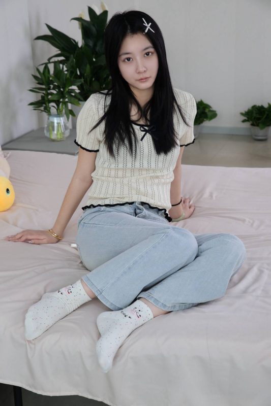 绮梦摄影 NO.190 小冉 无印珍藏版 [328P-160P-2V-11.75G]-觅颜社