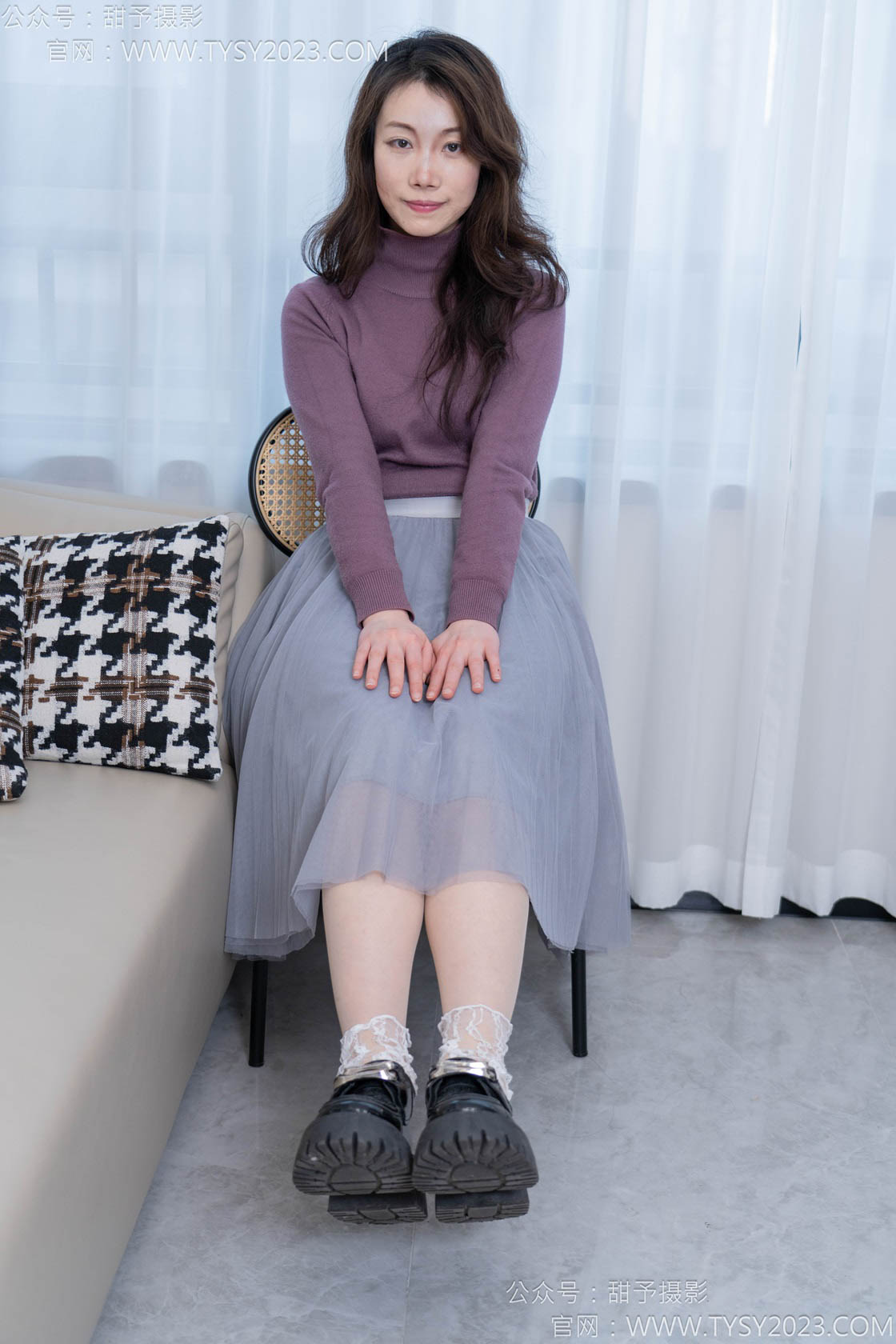 甜予摄影159期：杨梅-皮鞋、蕾丝袜、薄肉丝（脚尖加固）-觅颜社