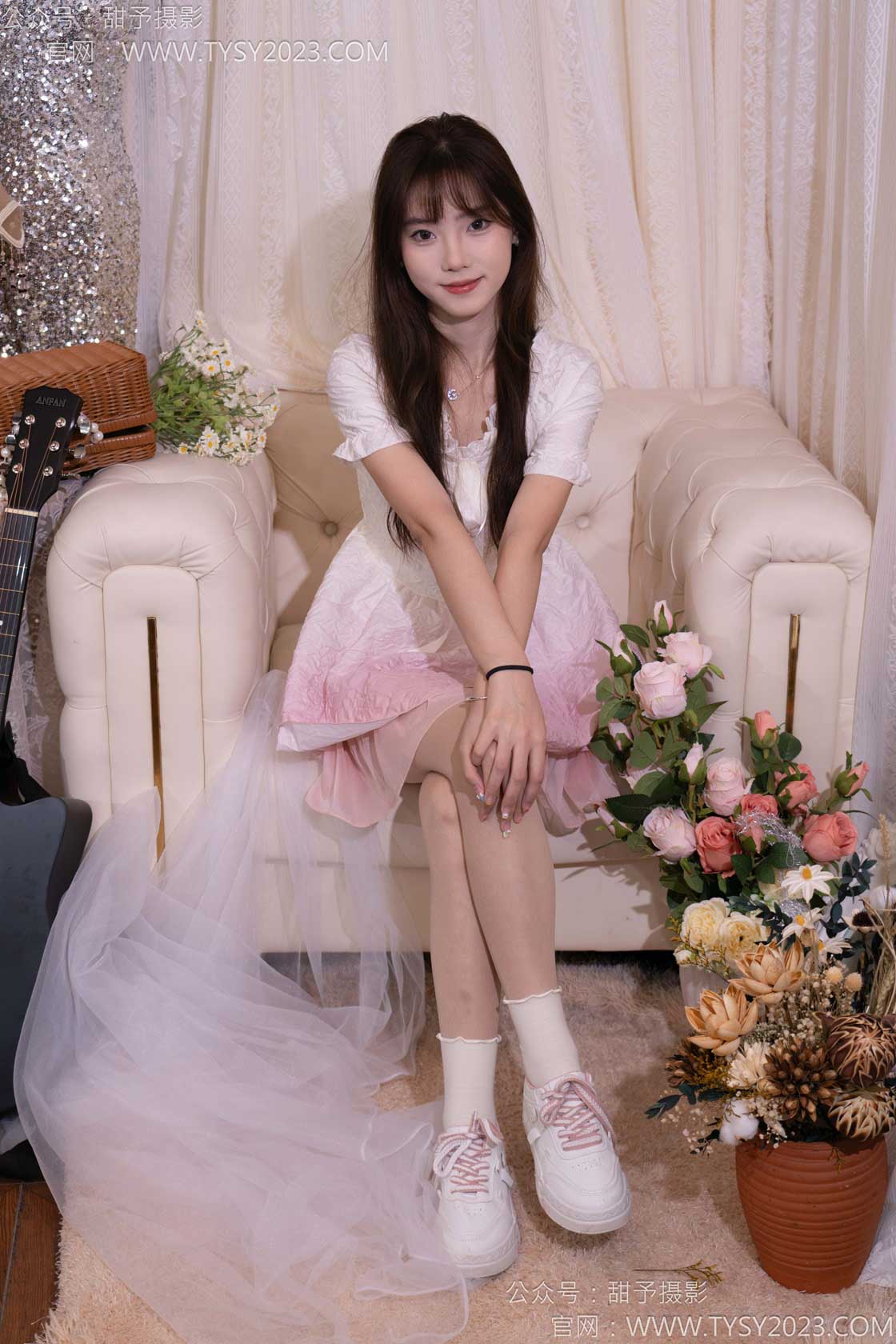 甜予摄影177期：璇璇-板鞋、白棉袜、薄肉丝（脚尖加固）-觅颜社