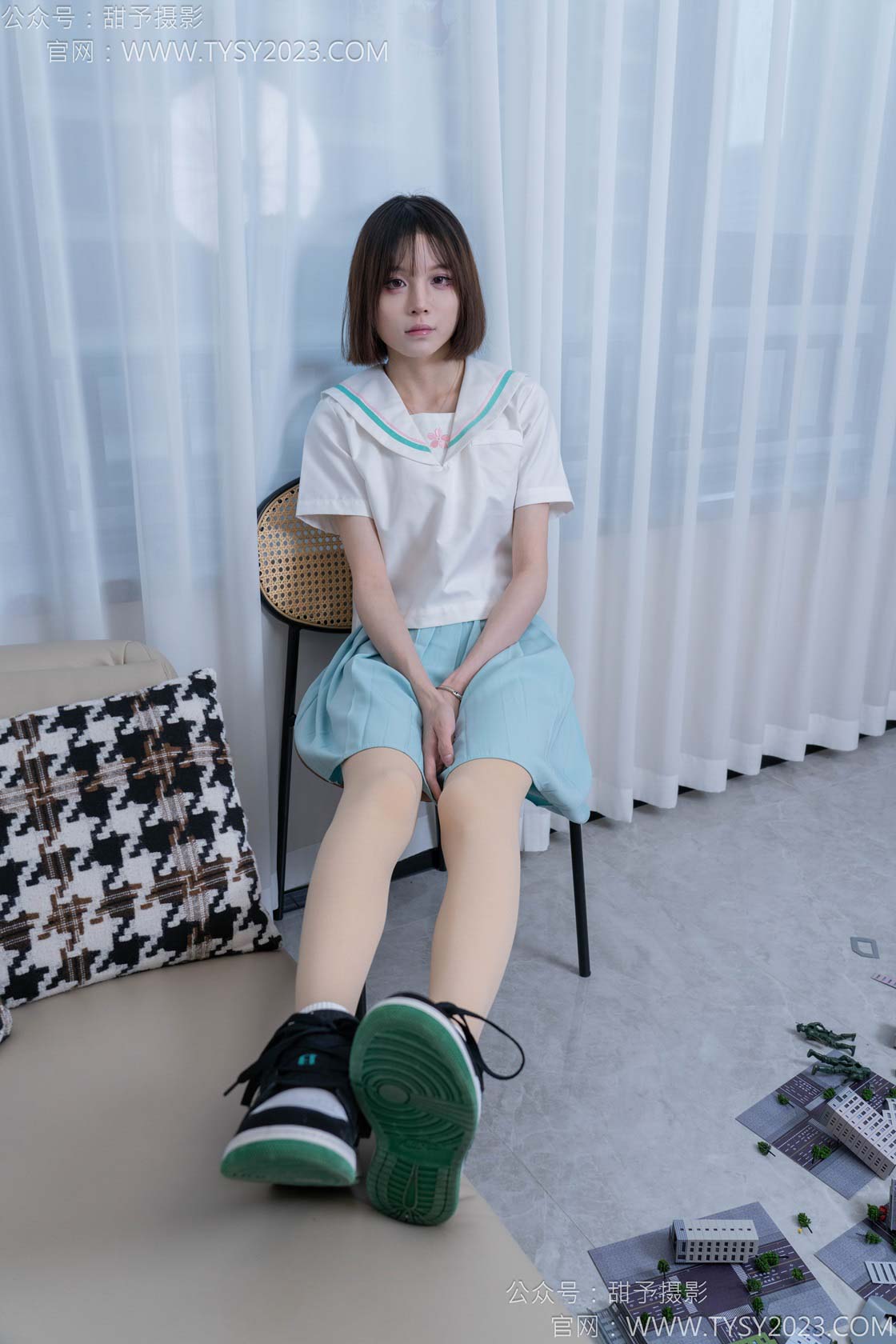 图片[2]-甜予摄影182期：珞珞-板鞋、白棉袜、厚肉丝（120D）、小人国剧情-觅颜社