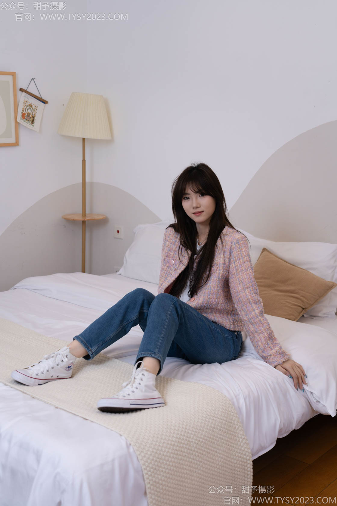 图片[2]-甜予摄影189期：璇璇-帆布鞋、裸足、抖腿剧情-觅颜社