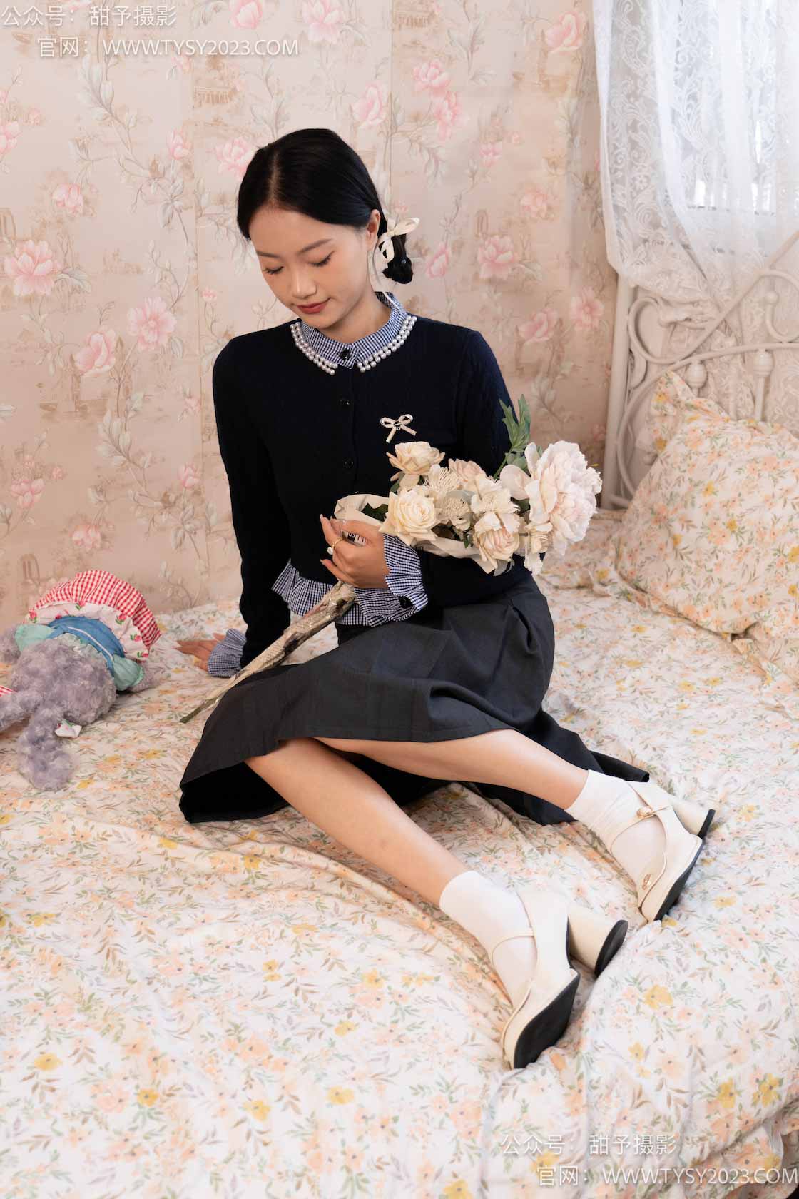 图片[2]-甜予摄影105期：齐齐-高跟鞋、白棉袜、裸足-觅颜社