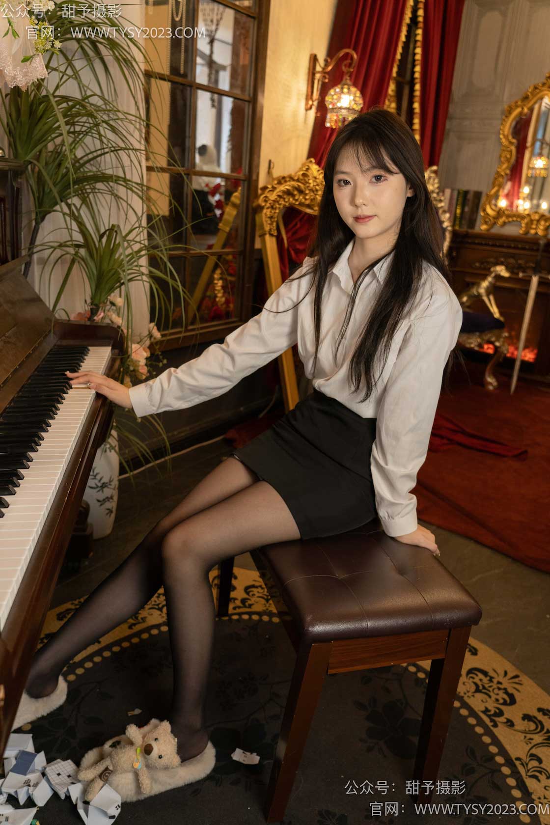 图片[2]-甜予摄影107期：璇璇-高跟鞋、拖鞋、薄肉丝（脚尖透明款）、薄黑丝（脚尖加固款）、踩小房子的剧情-觅颜社