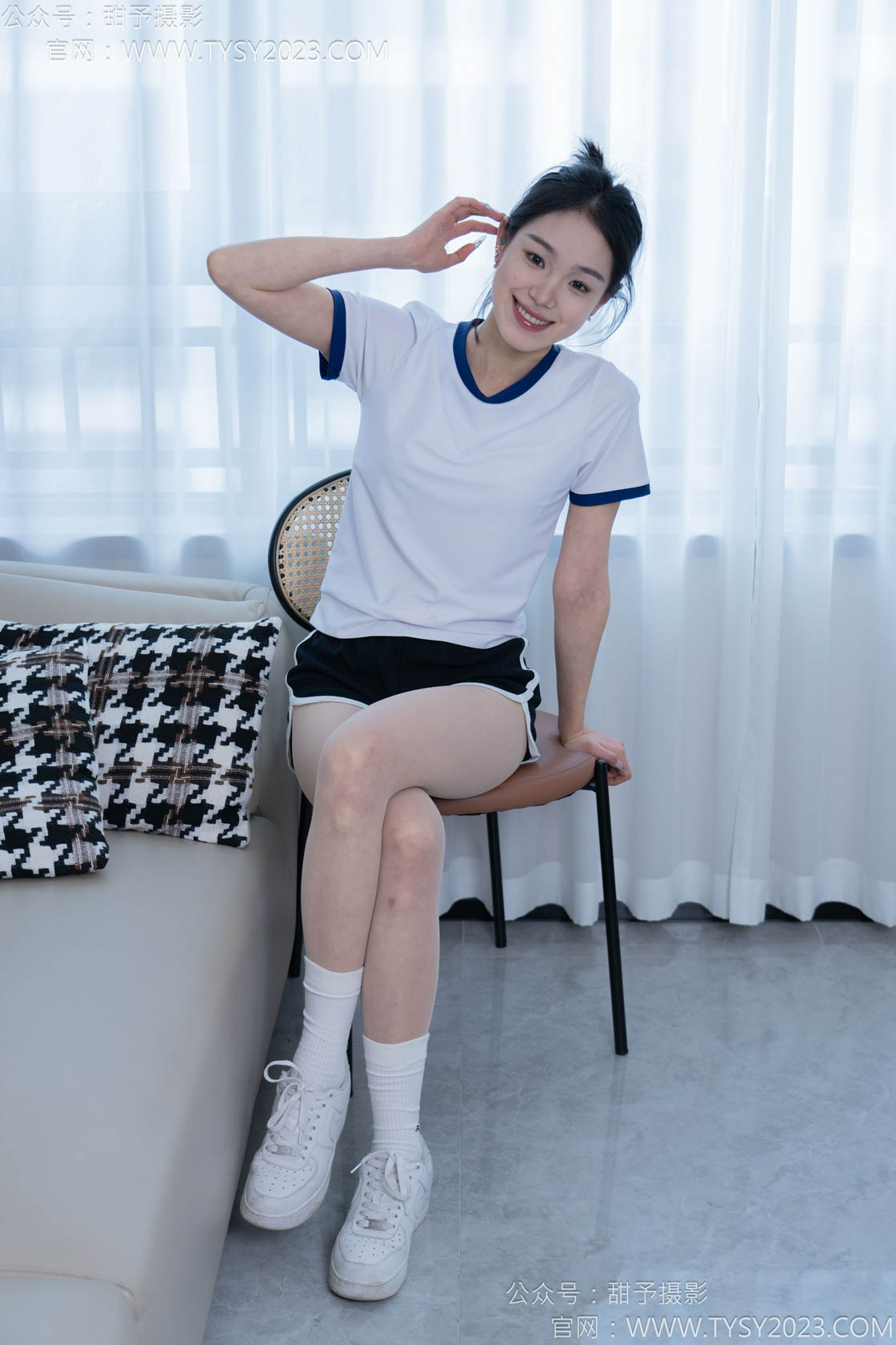 图片[2]-甜予摄影152期：咻咻-板鞋、白棉袜、薄肉丝（脚尖加固）-觅颜社