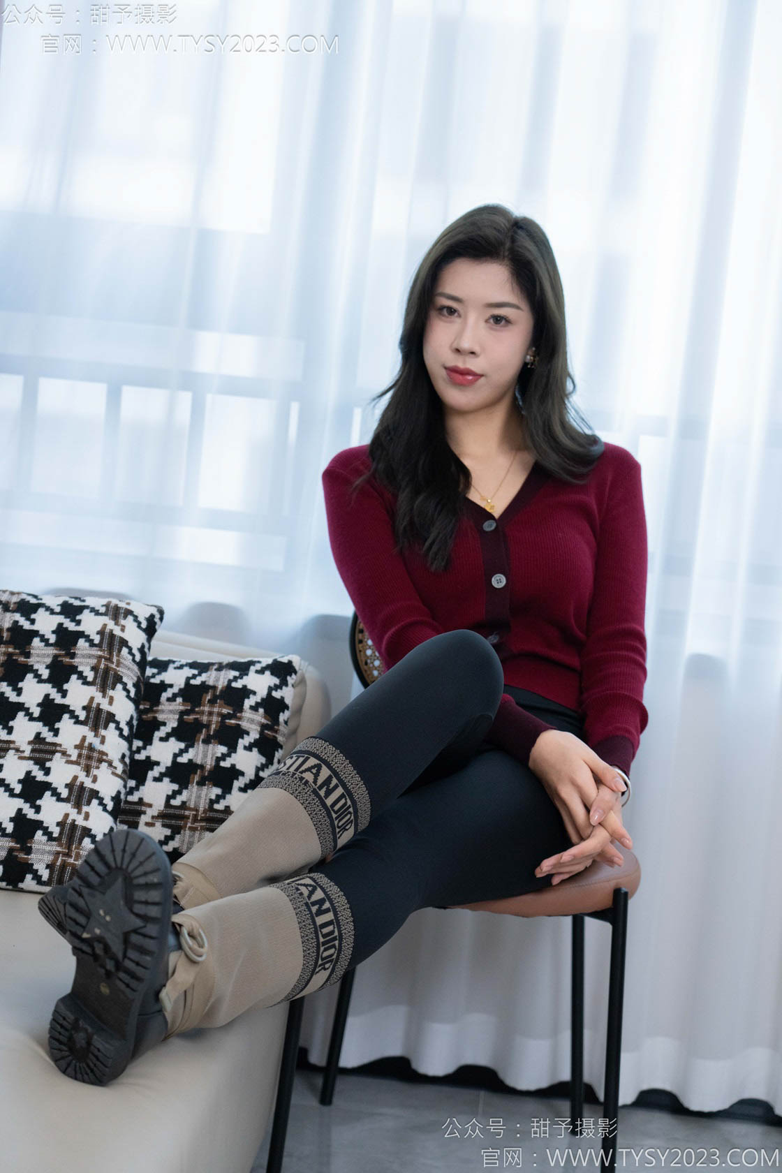 图片[3]-甜予摄影155期：咖啡豆-靴子、脏袜子、裸足-觅颜社