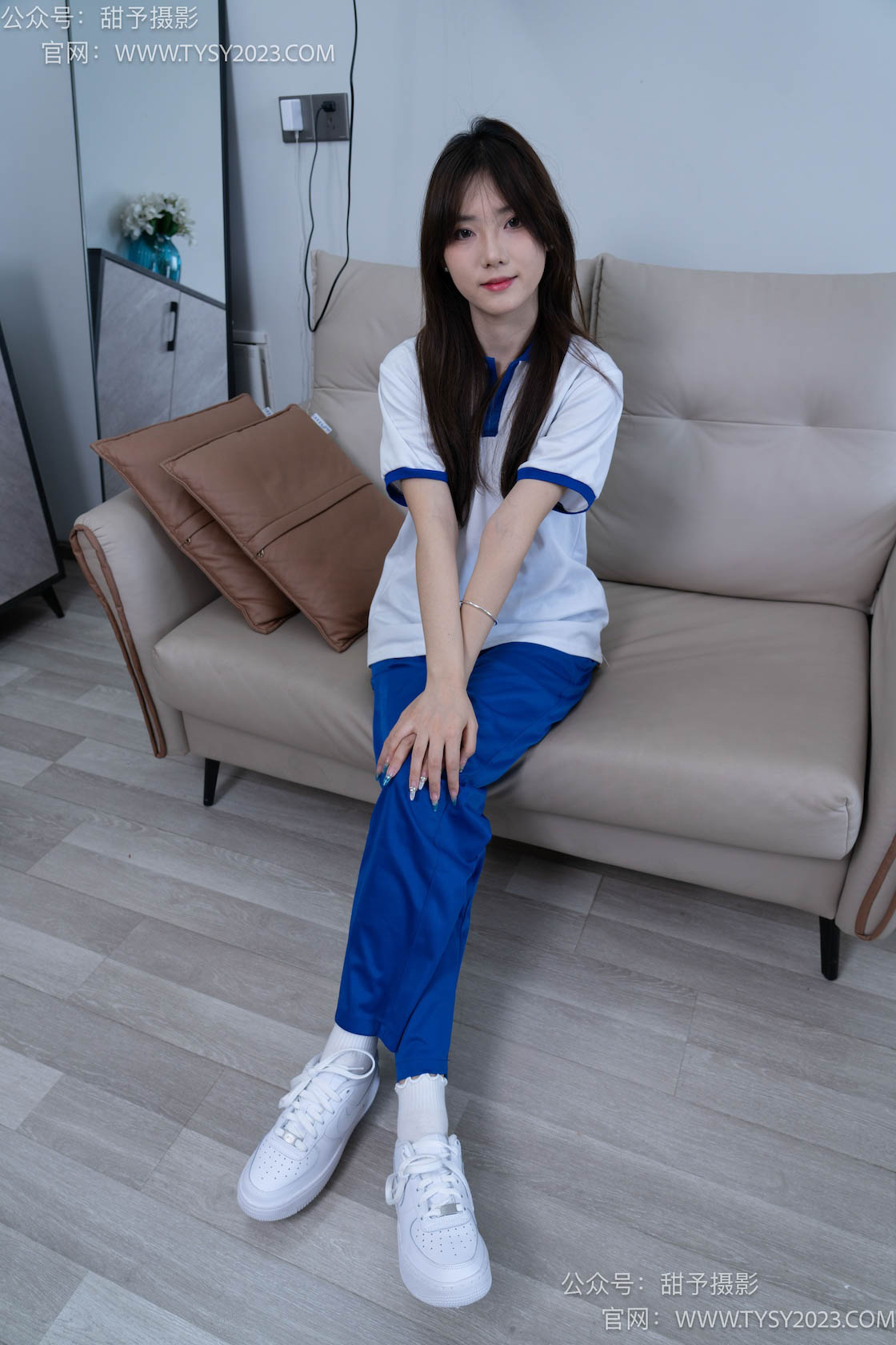 图片[3]-甜予摄影098期：璇璇-校服、板鞋、白棉袜、肉丝（脚尖加固款）-觅颜社