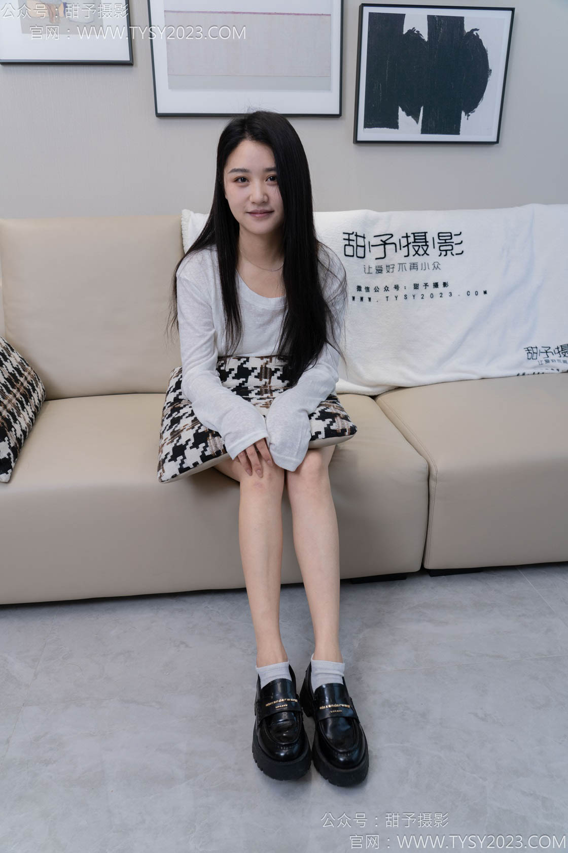 图片[3]-甜予摄影130期：澜澜-皮鞋、白棉袜、裸足、掉袜子剧情-觅颜社