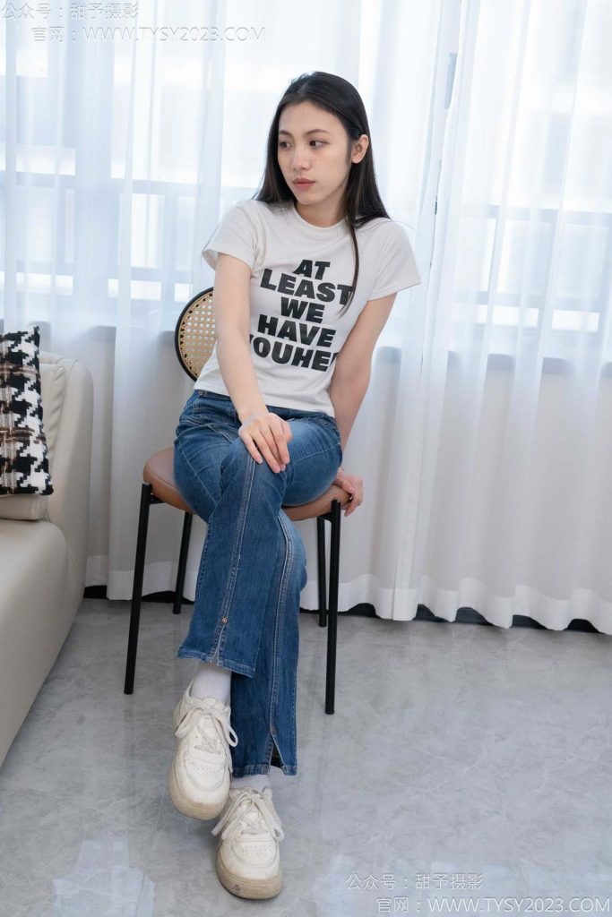 图片[3]-甜予摄影132期：诺诺-板鞋、白棉袜、裸足-觅颜社