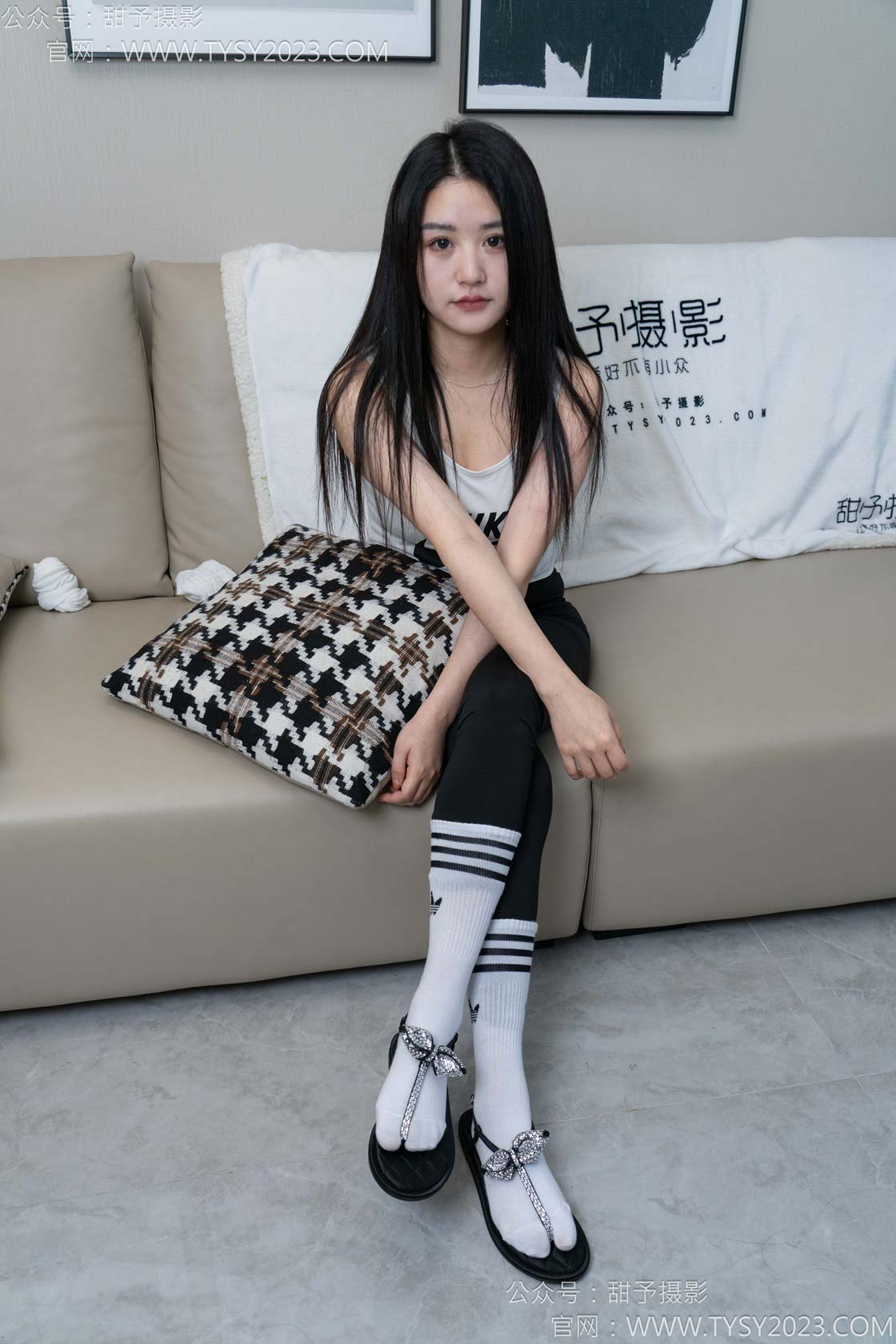 图片[4]-甜予摄影147期：澜澜-凉鞋、高跟鞋2双、长腿袜1双、白棉袜3双-觅颜社