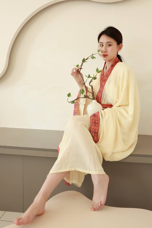 绮梦摄影 NO.021 yaya 无印珍藏版 [436P-188P-2V-14.89G]-觅颜社