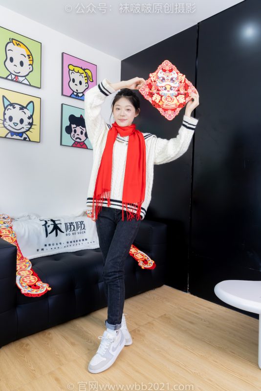 袜啵啵481期：糯米-板鞋、白棉袜、裸足（黑白美甲）、对联迎新春，半脱袜子剧情-觅颜社