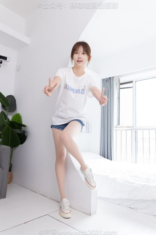 袜啵啵587期：香菜-匡威帆布鞋、薄肉丝（脚尖加固款）、视频包含挑鞋镜头偏多-觅颜社