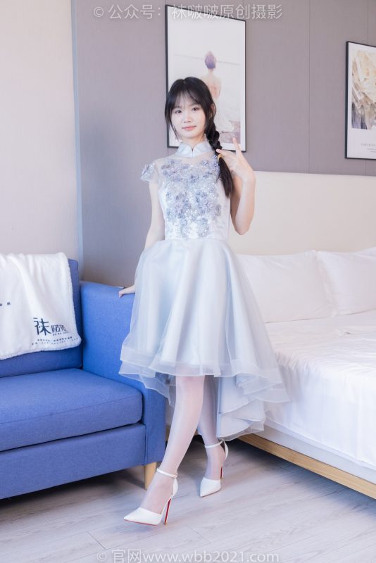 袜啵啵512期：甜甜圈-高跟鞋、油亮薄白丝（脚尖透明款）、袜踩奶油蛋糕剧情-觅颜社