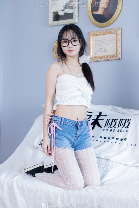 袜啵啵372期：甜甜圈-板鞋、白色蕾丝袜、可拆卸牛仔裤、裤里丝-觅颜社