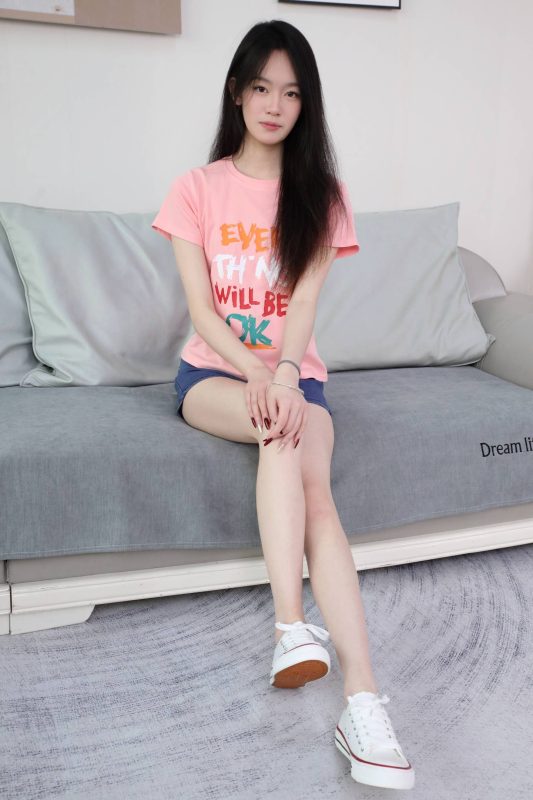 绮梦摄影 NO.202 小艺 无印珍藏版 [302P-160P-2V-15.52G]-觅颜社