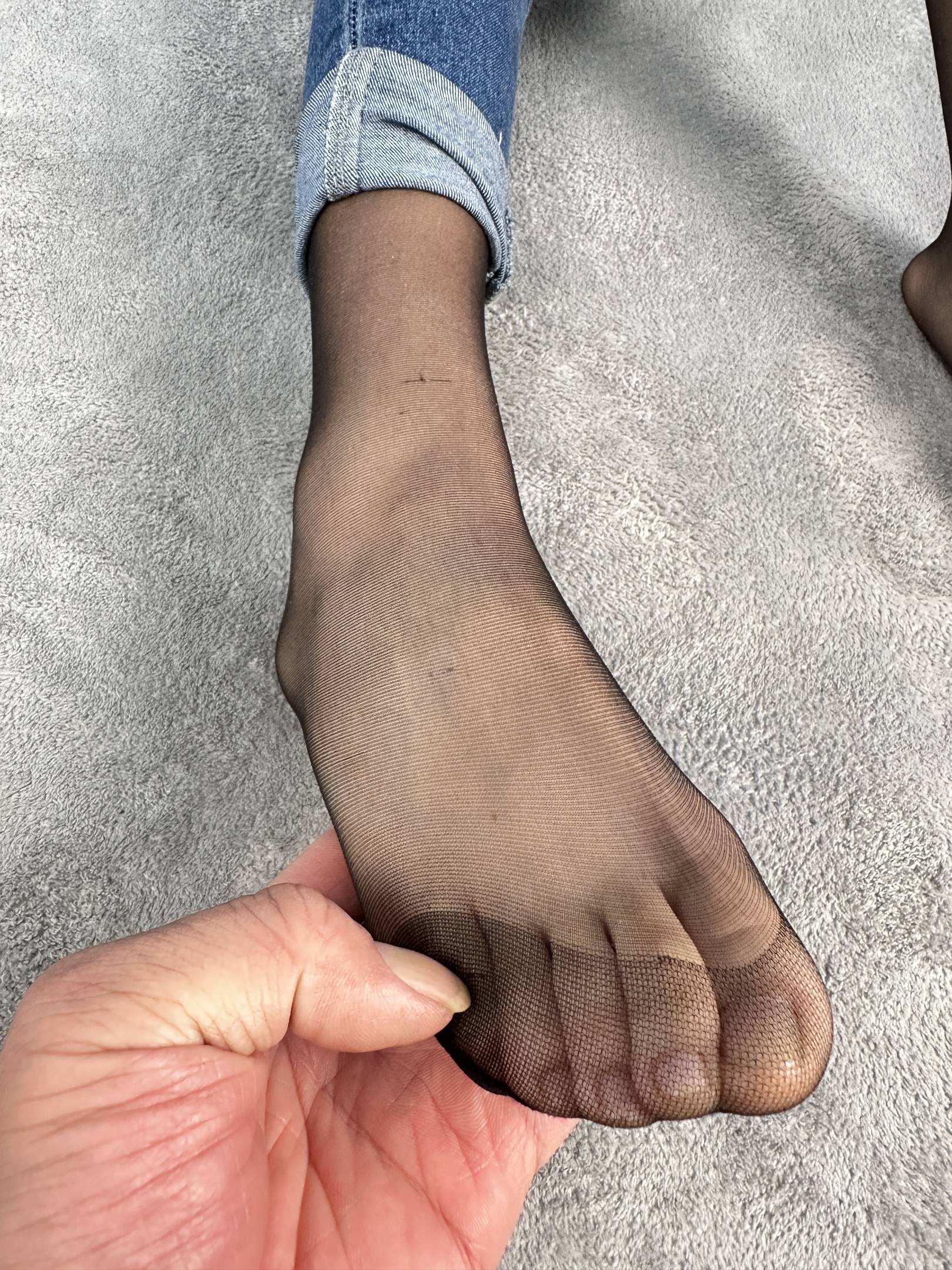 图片[4]-三禾摄影 NO.041 牛仔裤 黑丝 帆布鞋 高跟