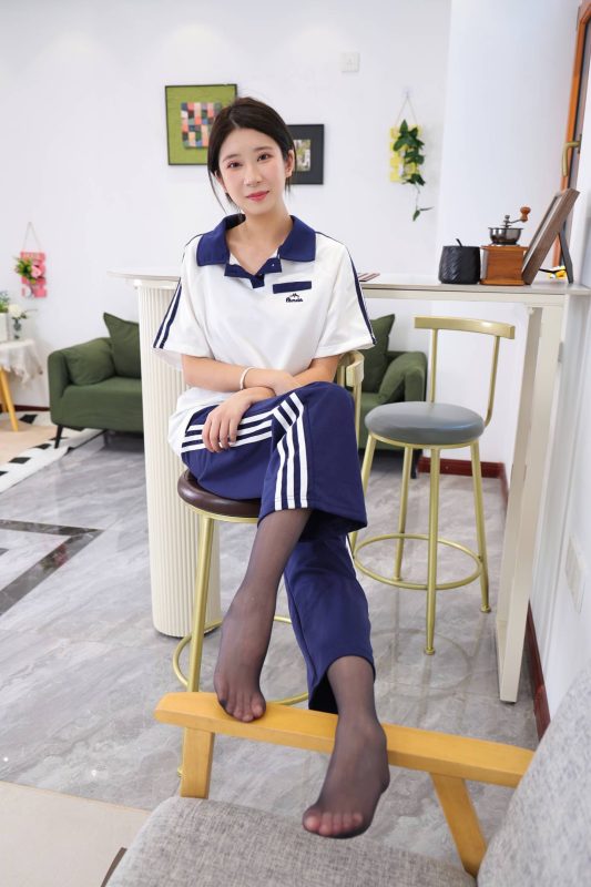 绮梦摄影 NO.535 曦在 无印珍藏版 [310P-155P-2V-11.1G]-觅颜社