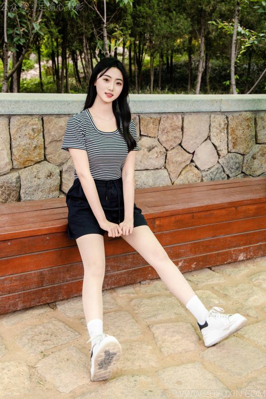 足愉心 NO.040 雅楠（体操服、白色短裙、白色棉袜、运动鞋） [115P-2V-14.7G]-觅颜社