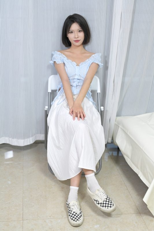 凝思摄影 NO.007 小睿-长裙、短白袜、平底鞋  [133P-1V-4.56GB]-觅颜社