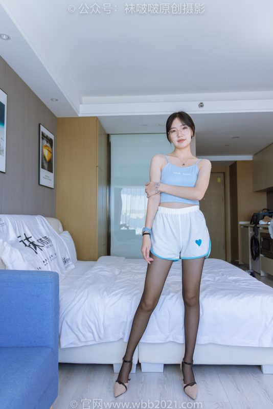 袜啵啵251期：小甜豆-高跟鞋、超薄黑丝（脚尖透明款）、裸足-觅颜社