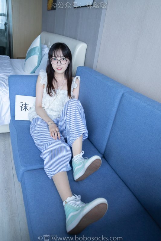 袜啵啵027期：稚予- vans、白色棉袜、肉丝（脚尖加固款）-觅颜社