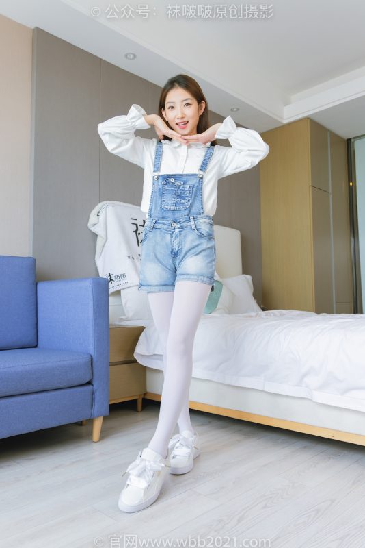 袜啵啵261期：小沫-板鞋、厚白丝-觅颜社