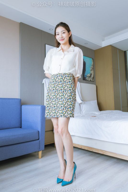 袜啵啵241期：小沫-三双高跟鞋、肉丝（脚尖微加固款）、裸足-觅颜社