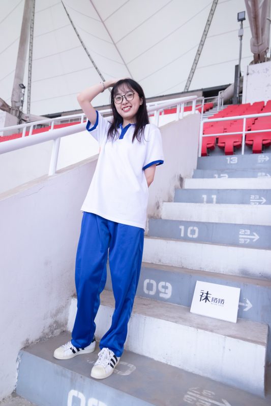 袜啵啵002期：稚予-校服、贝壳头、白棉袜、裸足-觅颜社