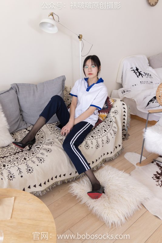 袜啵啵135期：小甜豆-高跟鞋、黑丝（脚尖透明款）、裸足-觅颜社