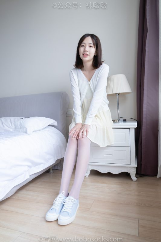 袜啵啵005期：小甜豆-帆布鞋、薄白丝（脚尖加固款）-觅颜社